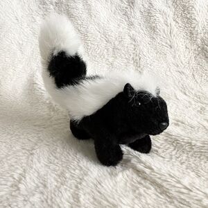 Folkmanis Mini Skunk Finger Puppet 6” Plush Toy Woodland Forest Animal